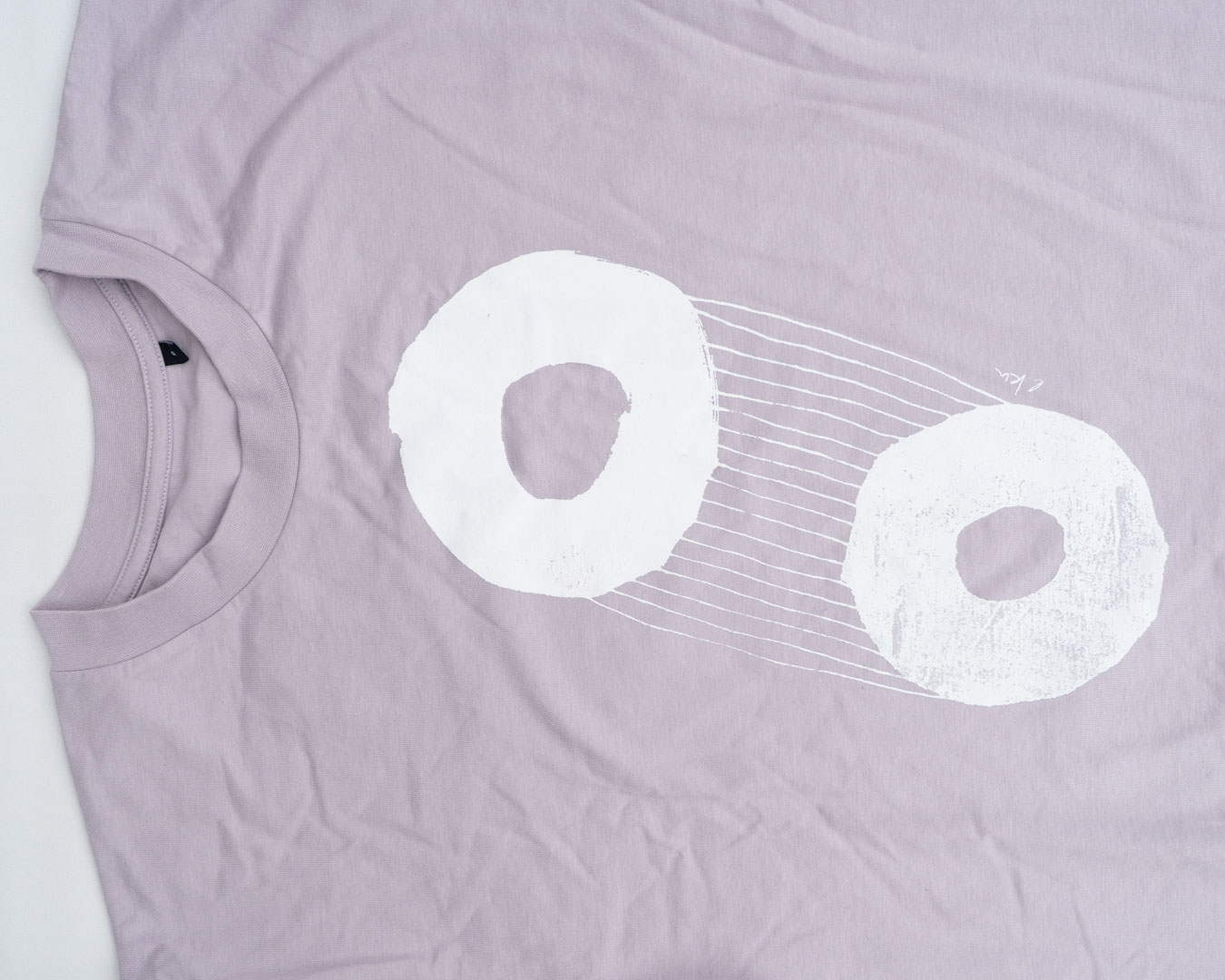 internal connection oversized T — view 2, handprinted by Mascha Rodigina, Cologne