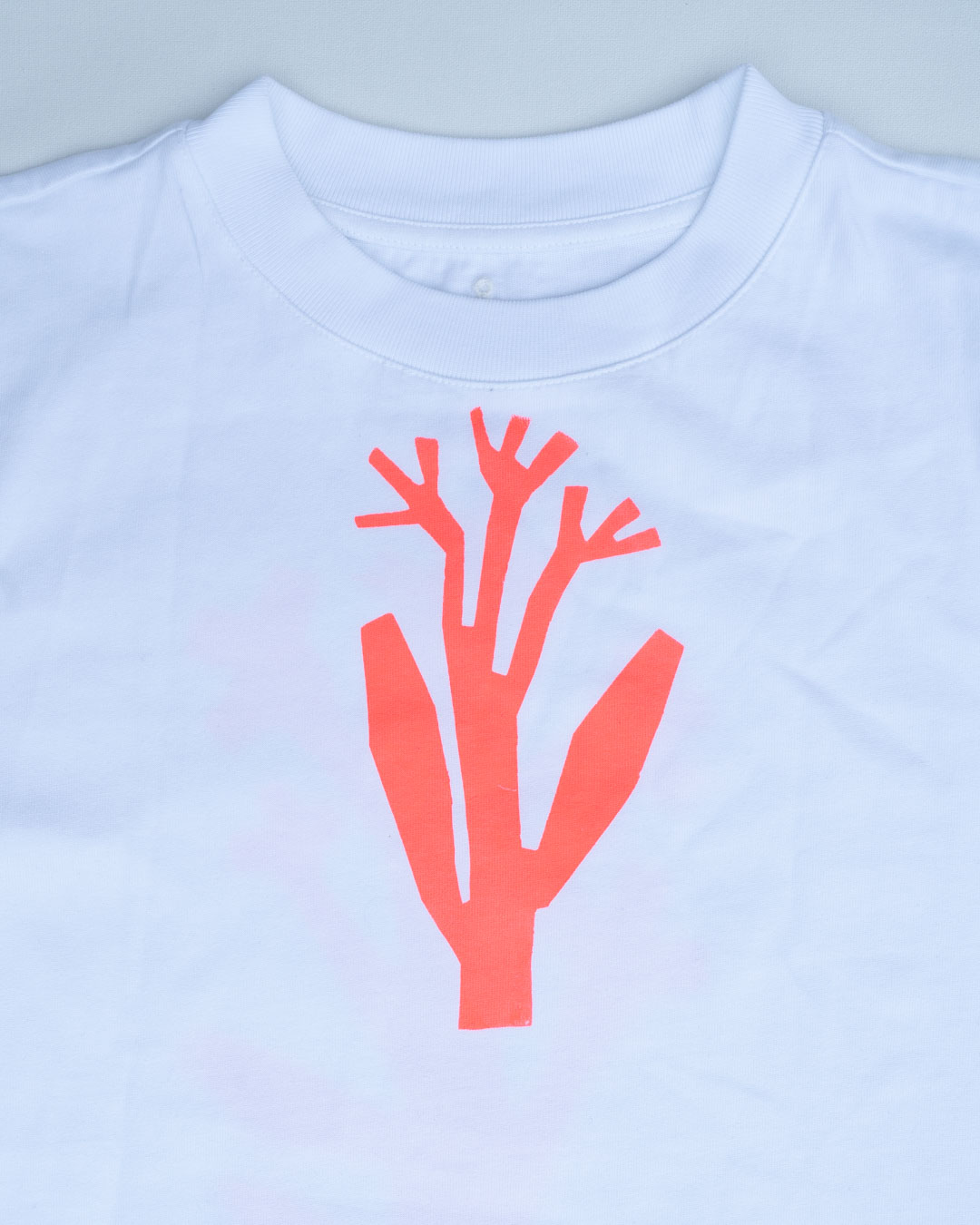 Neon bloom white T oversize — view 3, handprinted by Mascha Rodigina, Cologne